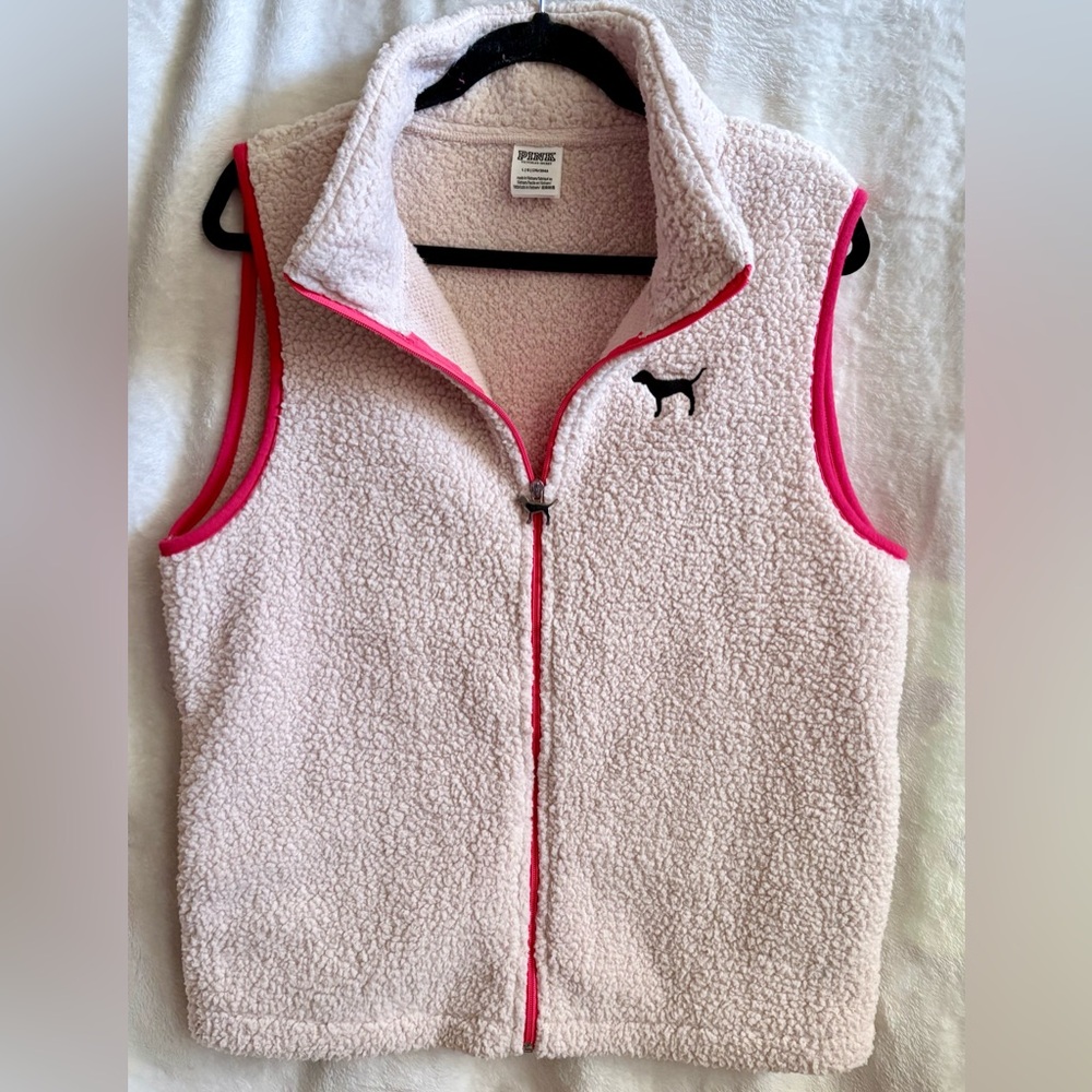 PINK Victoria's Secret Soft Sherpa Vest. Excellent condition! Size Large